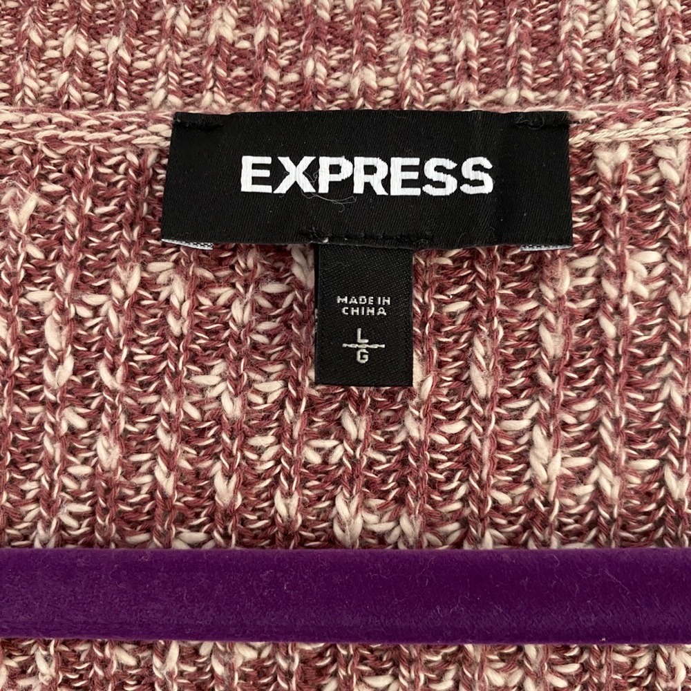 Express sweater - Picture 3 of 3